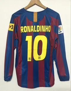バルセロナ2005/06 復刻ユニフォーム 長袖 ロナウジーニョL - メルカリ