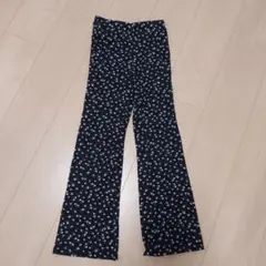H&M 花柄 長ズボン 134cm