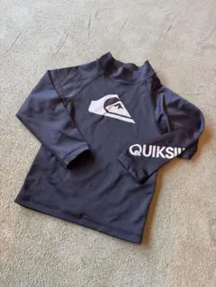 QUIKSILVER ラッシュガード 黒　キッズ　100