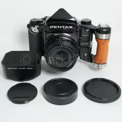 PENTAX 67本体＋90mm F2.8＋レンズフード＋ウッドグリップ＋他 PENTAX 67本体＋90mm F2.8＋レンズフード＋ウッドグリップ＋他 - メルカリ