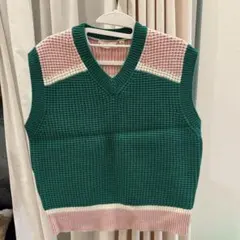 UNIQLO✖️MARNIコラボ　Vネックニットベスト