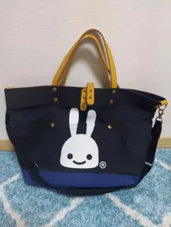 期間限定！！CUNE キューン　カバン 2wayバッグ　デカウサギのサムネイル