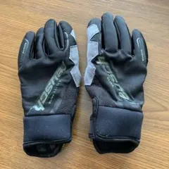 Item thumbnail for item 2bb3c9ec-3ac2-46c6-9e8d-3306709bd27f