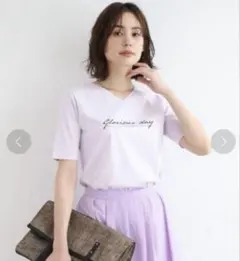 新品タグ付き　インディヴィ　コットン100% VネックTシャツ ライトパープルのサムネイル