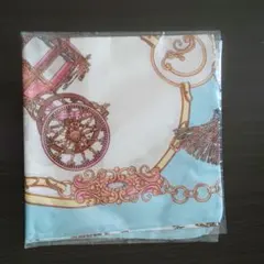 青と白の金色装飾スカーフ