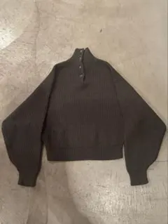 BALENCIAGA ダークグリーン　ハイネックセーターのサムネイル