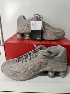 2026年最新】NIKe shox 24の人気アイテム - メルカリ