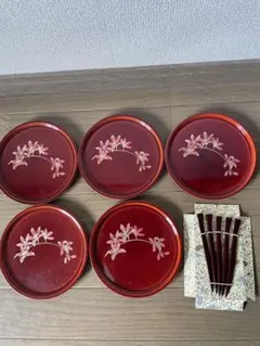 漆器 菓子器セット 5枚 赤色 花柄　菓子楊枝付き