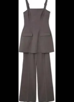 リリーブラウン 新品 ペプラムトップスフレアパンツセット