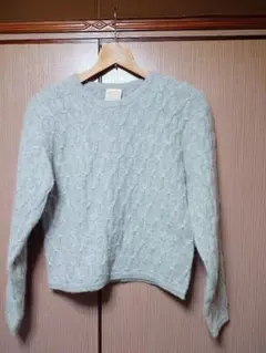 かわいいフワフワセーター ライトグレー パール装飾 アンゴラ混 Ｍサイズ