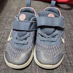 NIKE　ナイキ　グレー　ピンク　スニーカー