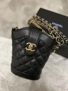 【未使用✨】　キルティング　ショルダーバッグ　makeup ノベルティ