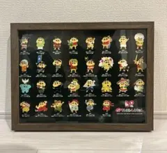クレヨンしんちゃん 30周年 ピンバッジ ピンズ コレクション 額縁付き