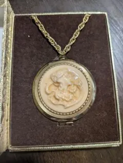 レブロン カメオ コンパクト ヴァンクリーフ&アーペルコラボ 昭和 レトロ 美品