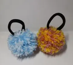 大きいポンポンヘアゴム(2個)