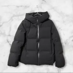 UNIQLO シームレスダウンパーカ2023 ブラック Sサイズ