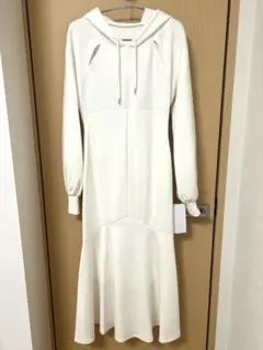 dazzlin パーカーワンピース
