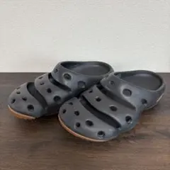 KEEN ヨギ　サンダル　25センチ　人気カラー