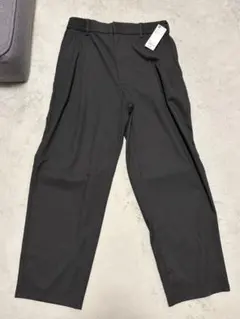 GU 黒 キャロットスラックス 股下72cm