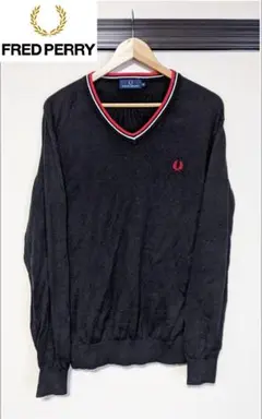 【FRED PERRY】Vネックセーター/ニット/無地/刺繍/ロゴ/ビッグ/古着