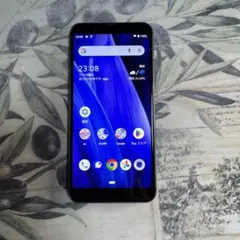 AQUOS sense3 basic 32GB SIMロック解除済のサムネイル