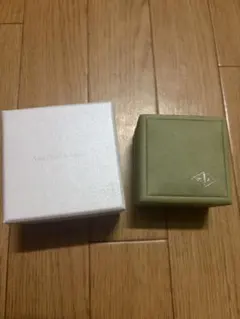 Van Cleef & Arpels ジュエリーボックス