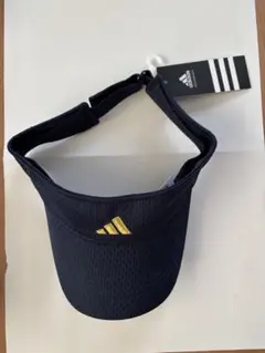 adidas ネイビー バイザー