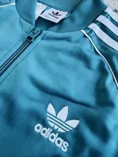 adidas ジップアップジャケット 青 3本ライン　150