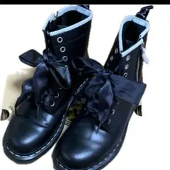 Dr. Martens 8ホールブーツ サテンリボン ブラック