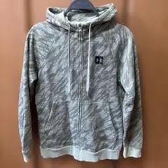 Under Armour 迷彩柄 フルジップパーカー SM