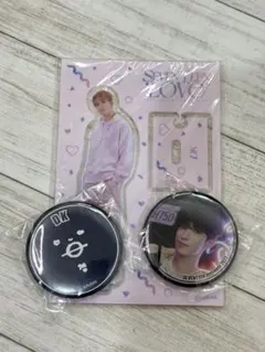 SEVENTEEN DK 缶バッジ・アクリルスタンドセット