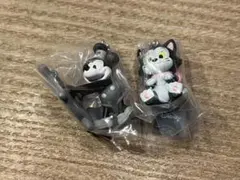 ディズニー カラーコレクションチャーム ミッキーとフィガロ