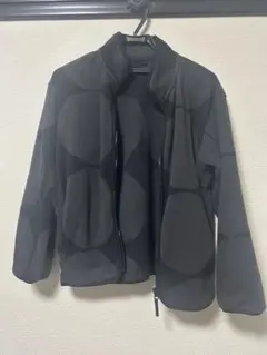 ユニクロ×マリメッコフリースフルジップジャケット マリメッコドット柄