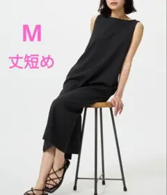 UNIQLO クレープジャージーワンピースノースリーブ　ブラック　丈短め　М