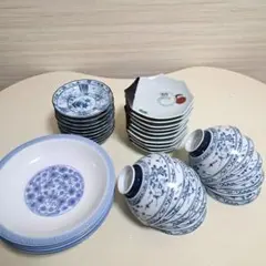 お値下げ　当時物　レア　昭和レトロ　昭和レトロな陶器で出来た小皿セット 2025年最新】昭和レトロ 皿の人気アイテム - メルカリ