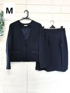 【美品】レディース　スカートスーツ　ネイビー　M ノーカラージャケット