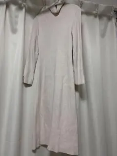 GU リブ編みタートルネックニットワンピース