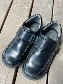 黒のフォーマルシューズ 20.0cm CHARKIES