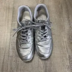 New Balance 996 スニーカー シルバーのサムネイル