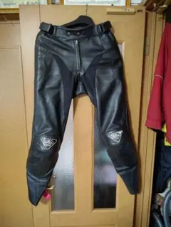 ARLEN NESS Sugello 黒 バイクパンツ 膝プロテクター付き - メルカリ