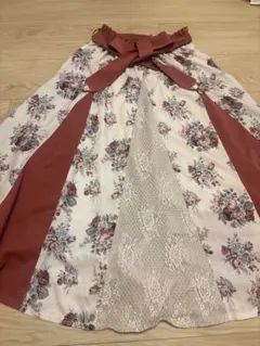 axes femme 花柄レース切り替えフレアスカート