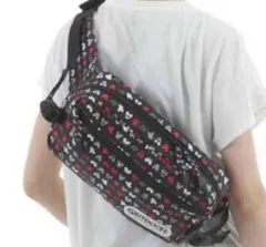 新品 アウトドア ディズニー ミッキー柄 ボディバッグ