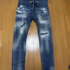 DSQUARED2 デニムパンツ ダメージ加工 ペイント メンズ - メルカリ