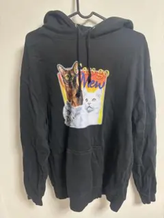 BEAMS.T 猫グラフィックパーカー ブラックのサムネイル