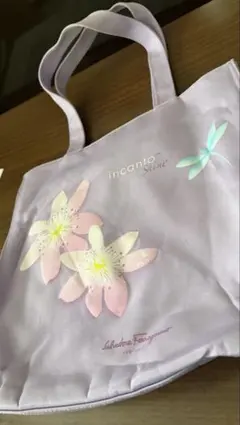 サルバトーレフェラガモ　バッグ