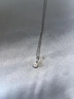 スワロフスキー　ネックレス