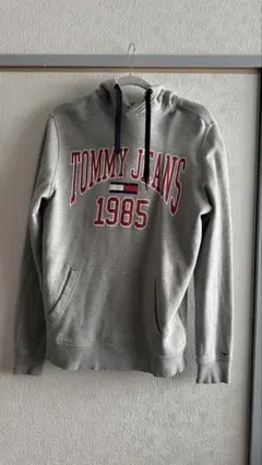 TOMMY JEANS 1985 トレーナー Mサイズ グレー