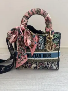 Dior Lady D-Lite ディオール ディーライト 正規品のサムネイル