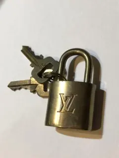 Louis Vuitton パドロック 鍵2本付き