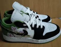 展示品 未使用 ナイキ エア ジョーダン DQ8389-100 23.5cm